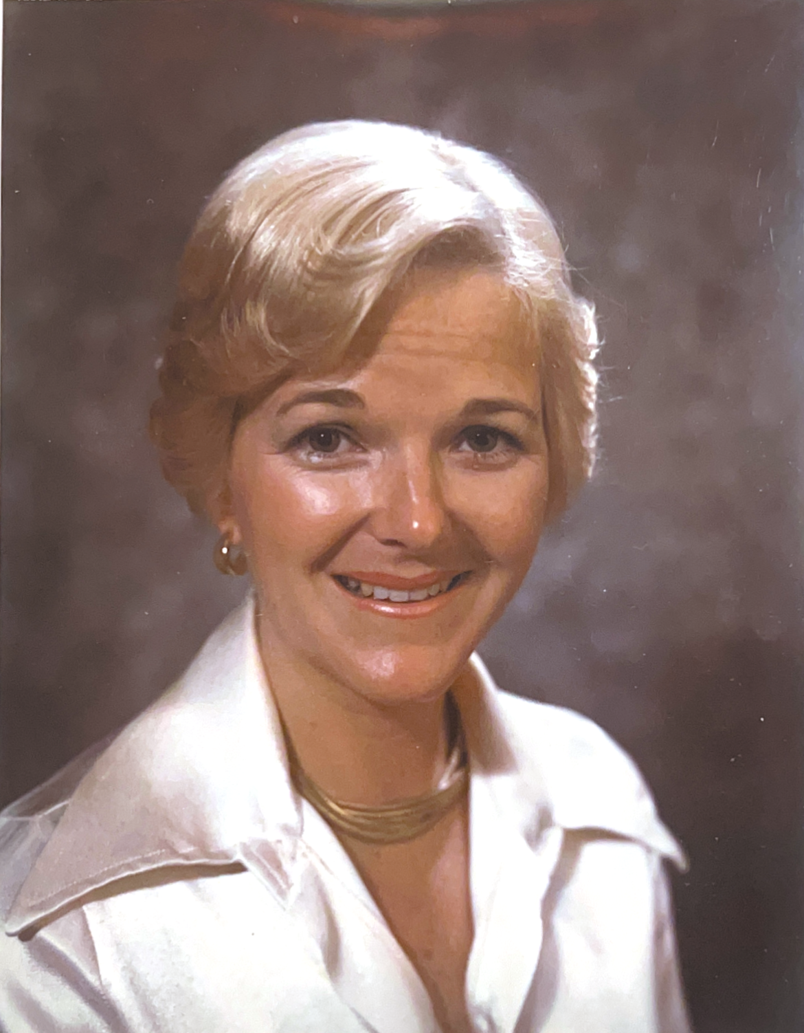 carolyn cross